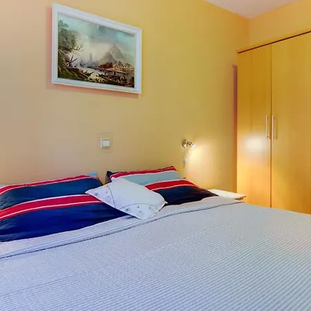 Oleander - Near & Old Town With Parking *
