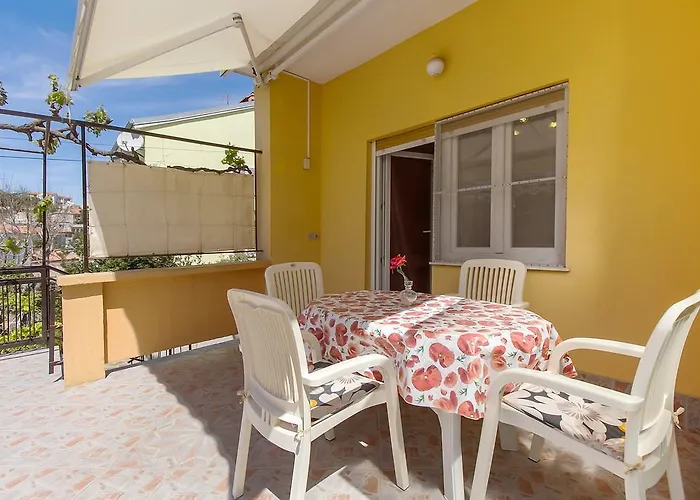 Oleander Apartmán *