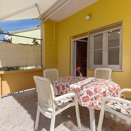 Oleander Apartman *