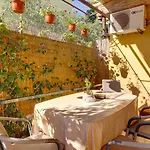 Apartments Oleander - Near Beach & Old Town With Parking Appartement