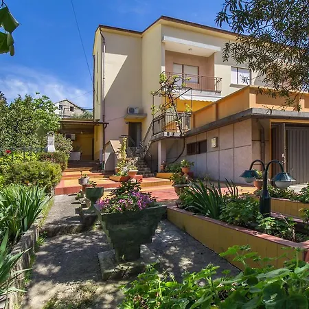Apartments Oleander - Near Beach & Old Town With Parking *